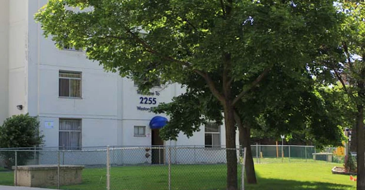 2255 Weston Road, Toronto, ON, M9N 1Y5 - 15