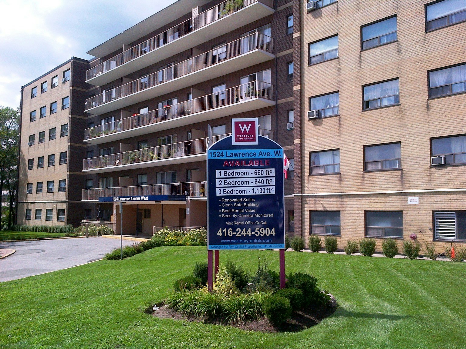 108-1524 Lawrence Avenue West, Toronto, ON, M6L 1B7