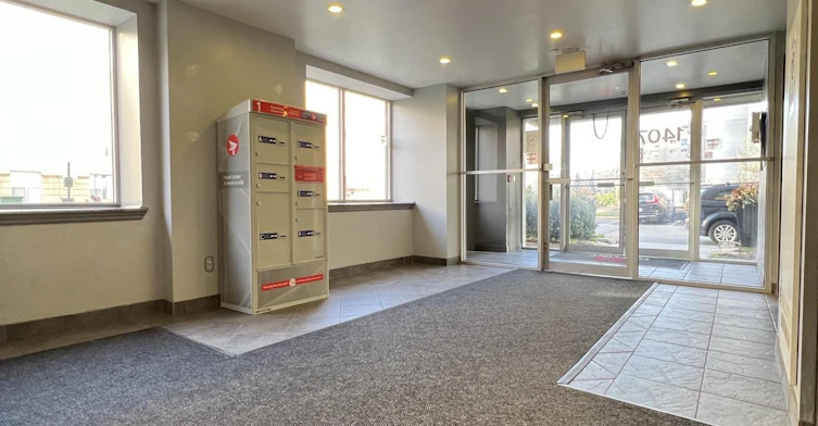 1407 Dupont Street, Toronto, ON, M6H 4J7 - 12