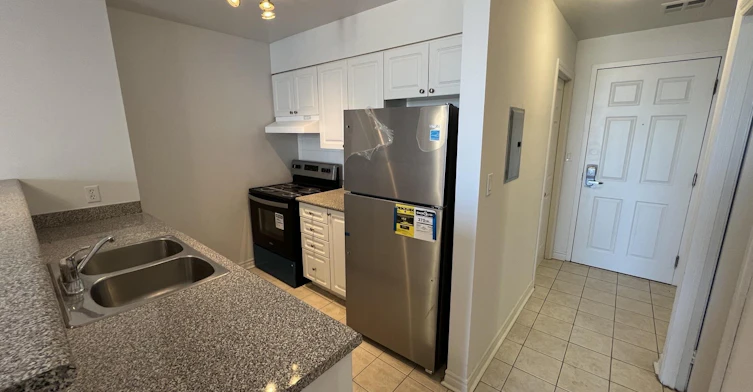 1407 Dupont Street, Toronto, ON, M6H 4J7 - 14