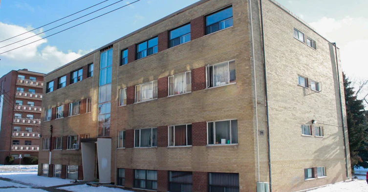 799 Robinson Street, Burlington, ON, L7R 1Z2 - 2