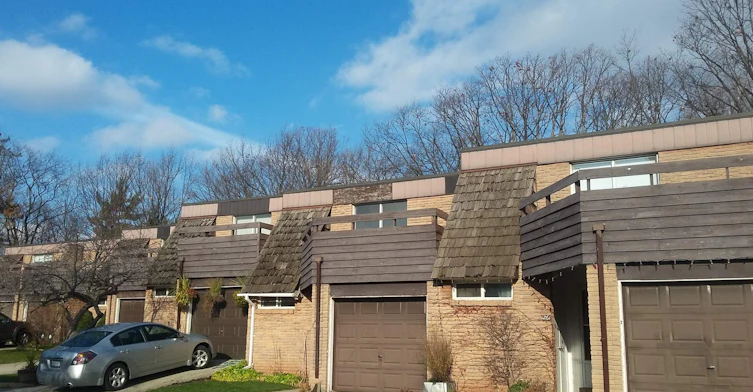 1287 White Oaks Boulevard, Oakville, ON, L6H 1N1