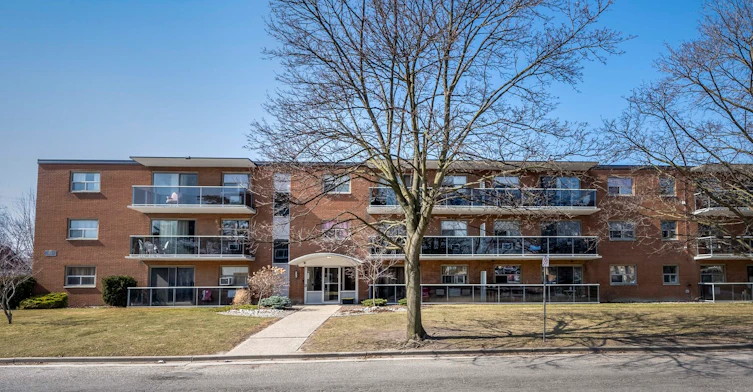 302-368 Exmouth Street, Sarnia, ON, N7T 7R2 - 2