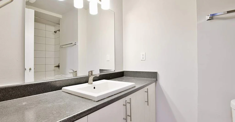 47 Deerfield Drive, Ottawa, ON, K2G 3R7 - 8