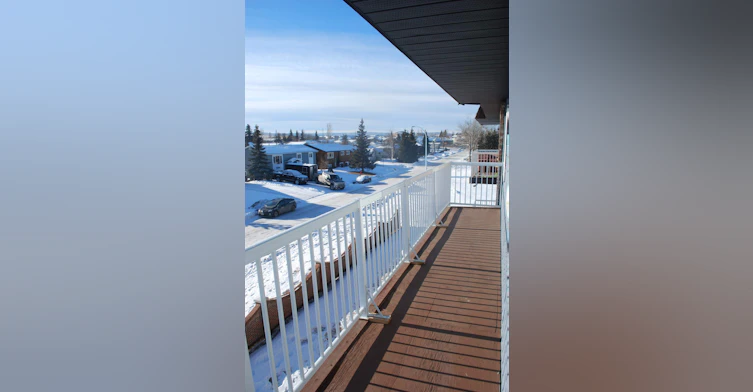 1528 110 Avenue, Dawson Creek, BC, V1G 2W2 - 2