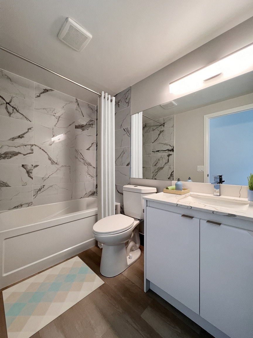 50 Portland Street, Toronto, ON, M5V 2M7 - 5