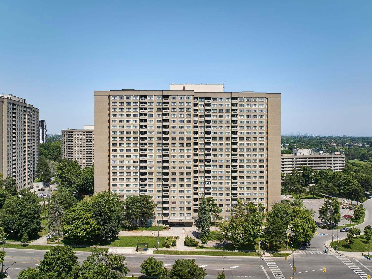 1547 Mississauga Valley Boulevard, Mississauga, ON, L5A 3X8 - 2