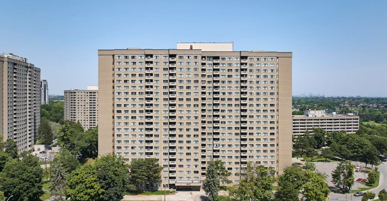 1547 Mississauga Valley Boulevard, Mississauga, ON, L5A 3X8 - 2