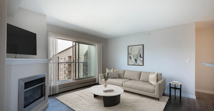 10411 105th Avenue, Edmonton, AB, T5H 4R8 - 4
