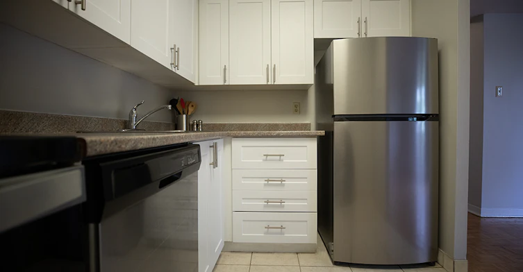 30 Elm Drive E, Mississauga, ON, L5A 4C3 - 6