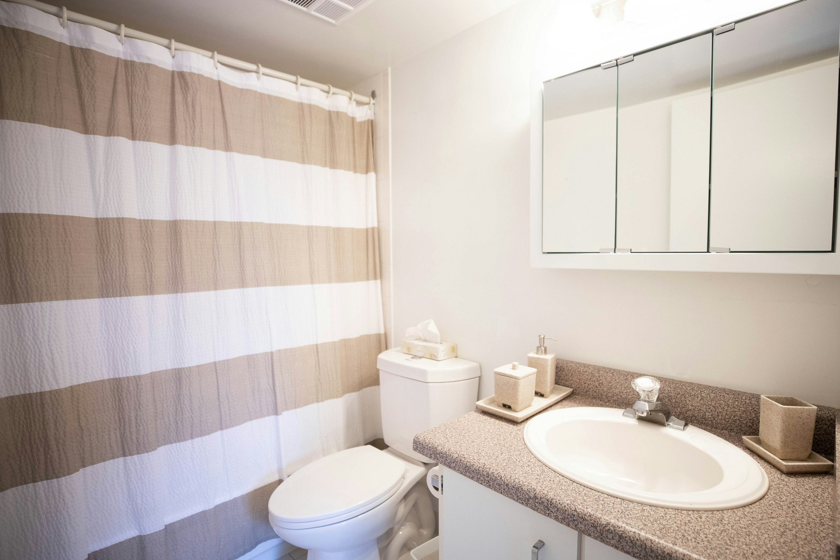 30 Elm Drive E, Mississauga, ON, L5A 4C3 - 8