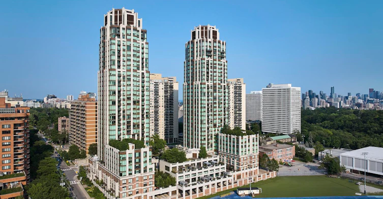 320 Tweedsmuir Avenue, Toronto, ON, M5P 2Y3 - 2