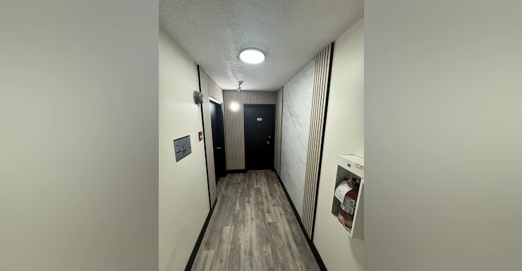 10716 102 Street, Edmonton, AB, T5H 2T7 - 20