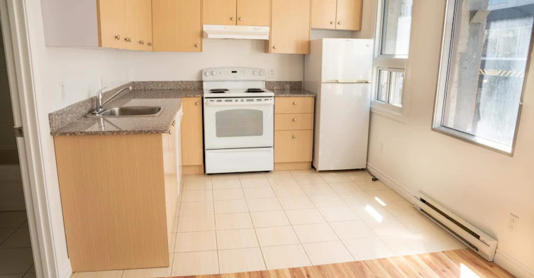 1411 Du Fort Rue, Montréal, QC, H3G 2S2