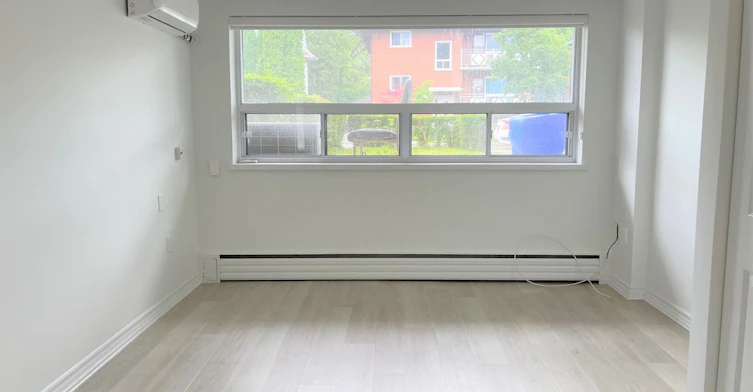 131 Lake Crescent, Toronto, ON, M8V 1W2 - 7