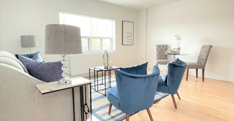 8 Castleton Avenue, Toronto, ON, M6N 3Z5 - 7