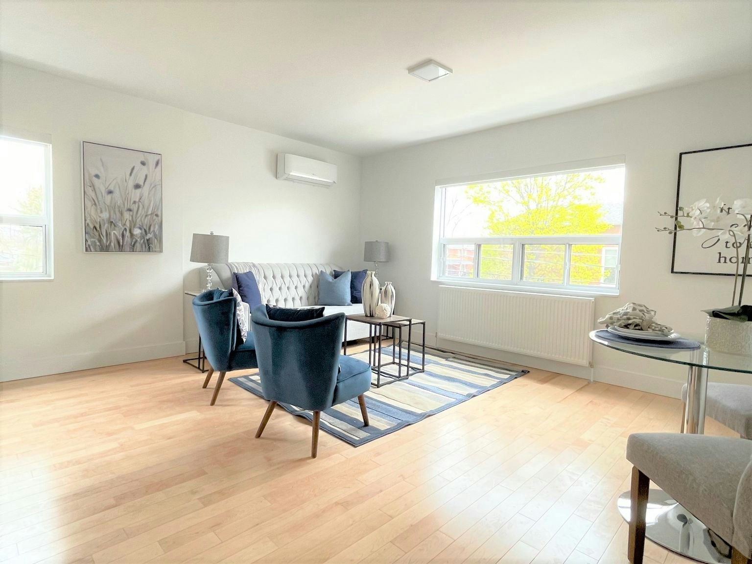 8 Castleton Avenue, Toronto, ON, M6N 3Z5 - 8