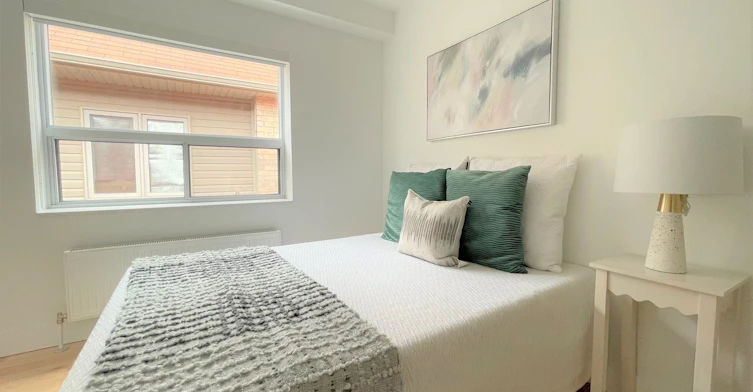 8 Castleton Avenue, Toronto, ON, M6N 3Z5 - 14