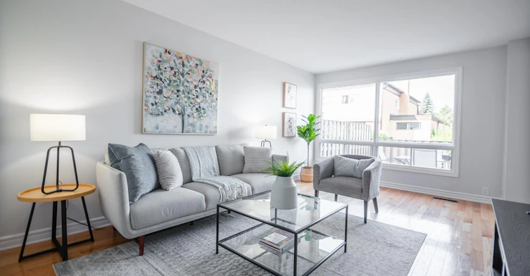126W8-98 Woodridge Crescent, Ottawa, ON, K2B 7T1