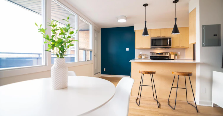 260-25 Woodridge Crescent, Ottawa, ON, K2B 6M9 - 3