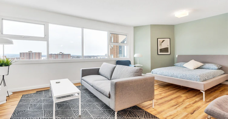 25 Woodridge Crescent, Ottawa, ON, K2B 6M9 - 2