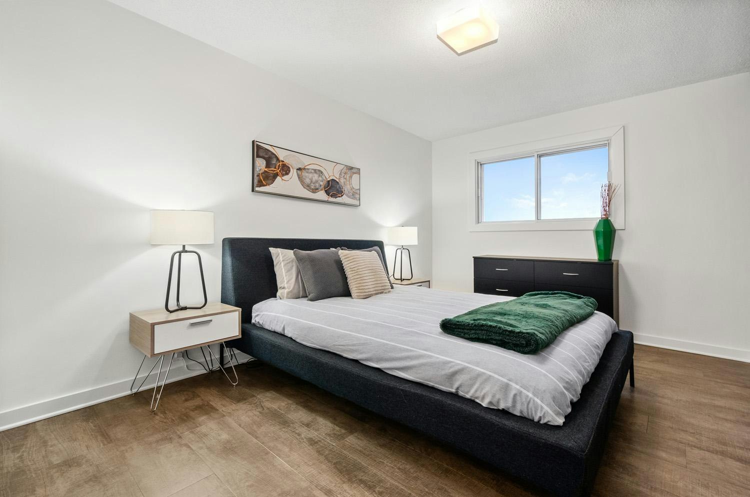 58 Bayshore Drive, Ottawa, ON, K2B 6M7 - 2