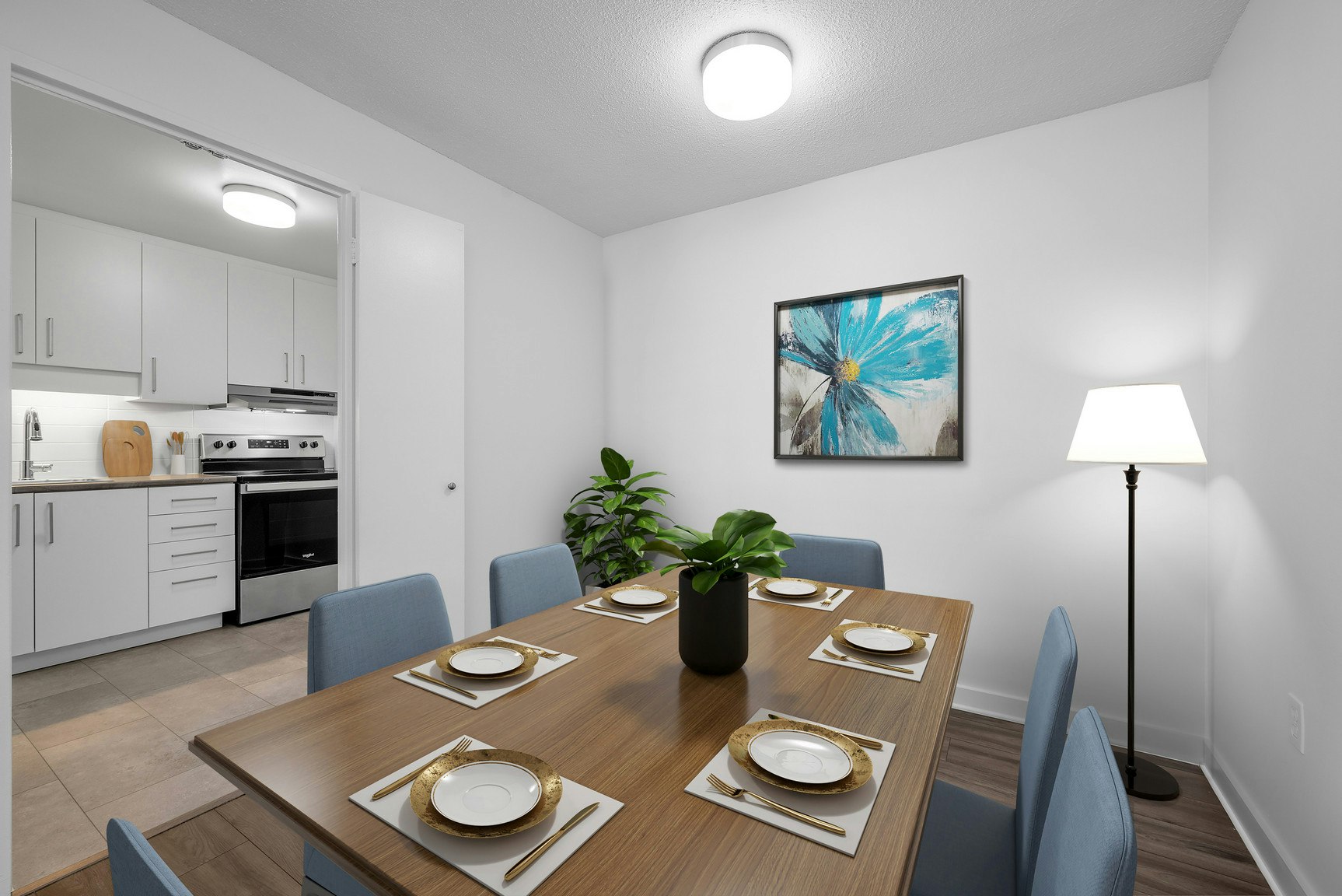 0317-220 Woodridge Crescent, Ottawa, ON, K2B 8G1