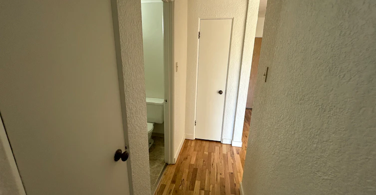 103-1947 West 7th Avenue, Vancouver, BC, V6J 1T2 - 2