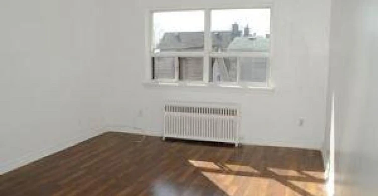 FEED-38 Lambton Avenue, Toronto, ON, M6N 2S1 - 2