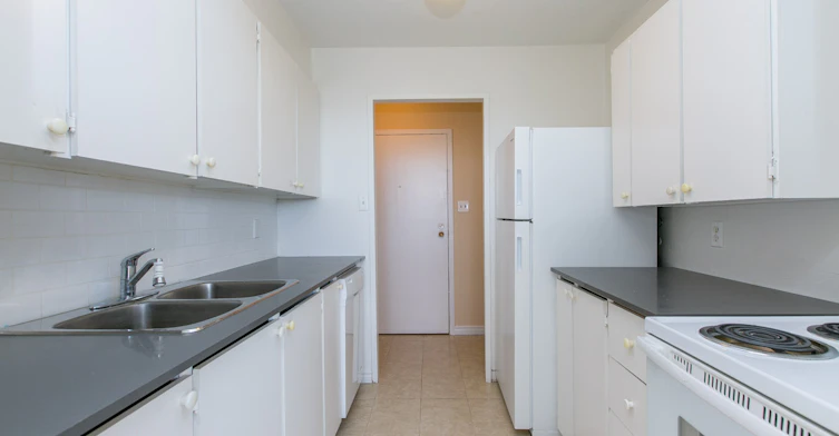 FEED-222 Nonquon Road, Oshawa, ON, L1G 3S6