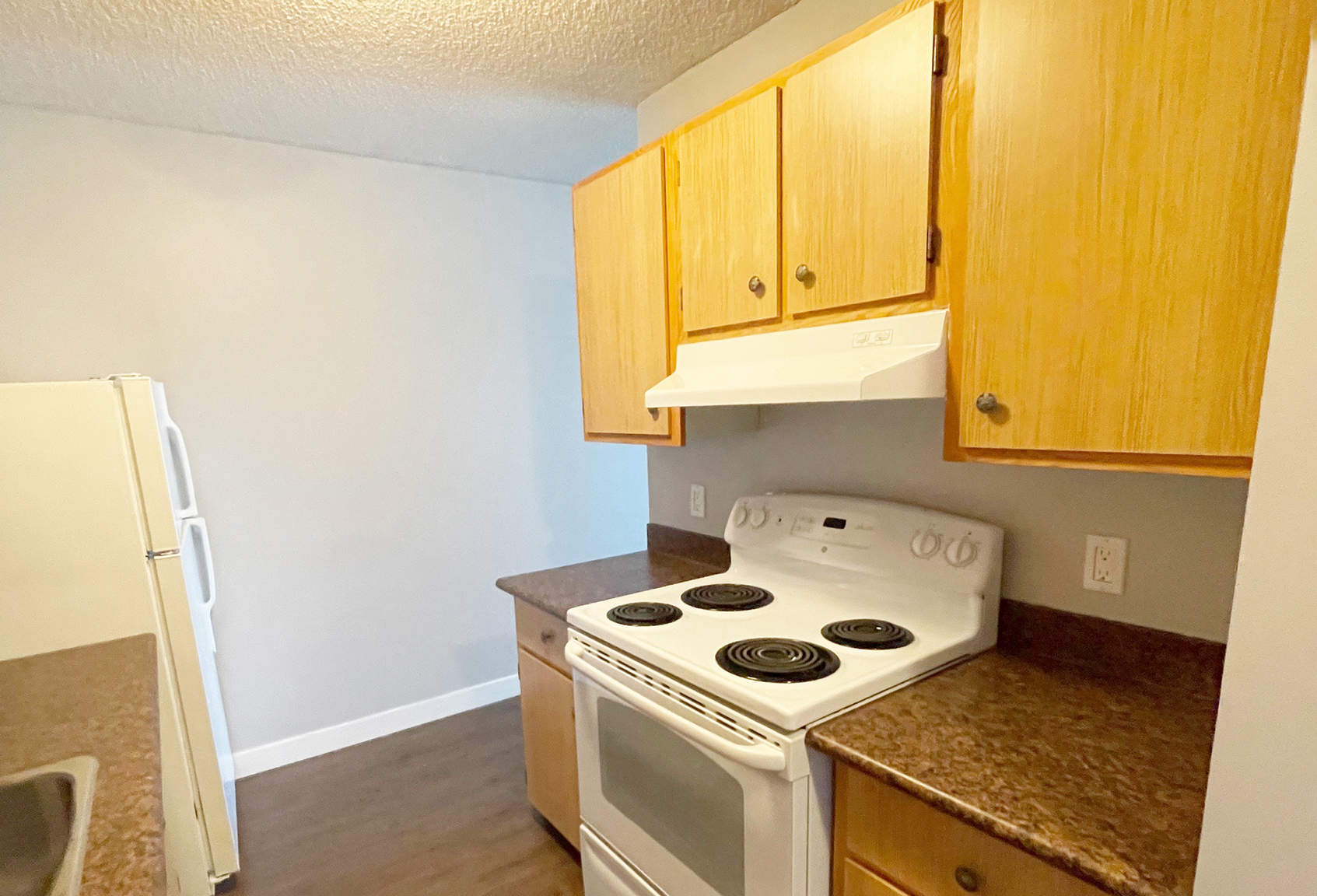 125 Spruce Street, Fort Mcmurray, AB, T9K 1E2 - 2