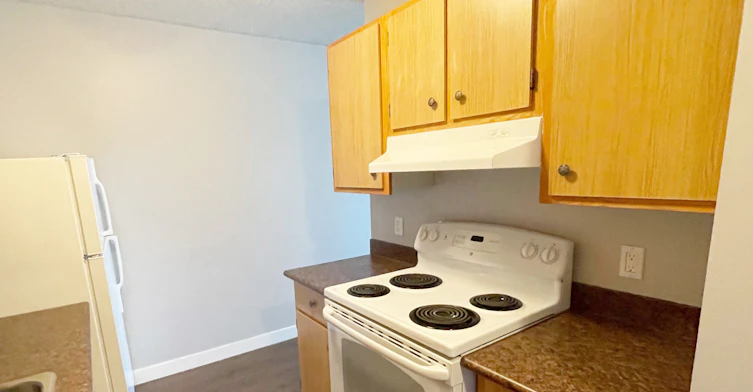 125 Spruce Street, Fort Mcmurray, AB, T9K 1E2 - 2