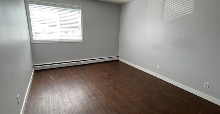 10126 Macdonald Avenue, Fort Mcmurray, AB, T9H 1T1 - 5