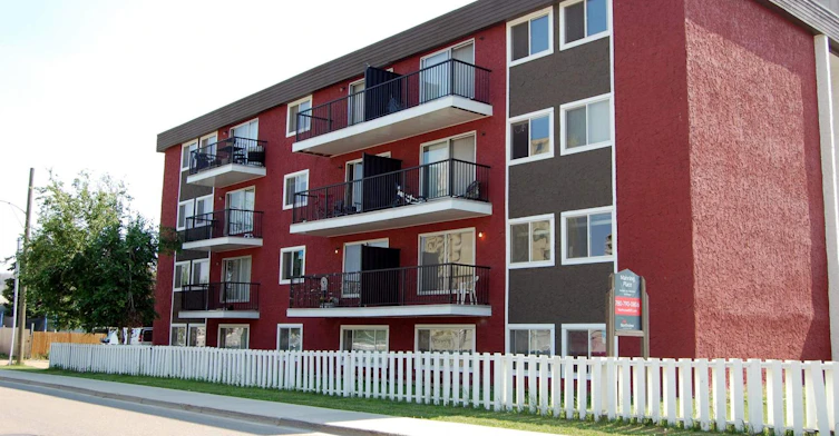 10120 Manning Avenue, Fort Mcmurray, AB, T9H 2C3 - 17