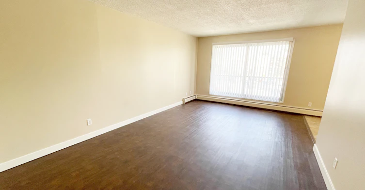 10120 Manning Avenue, Fort Mcmurray, AB, T9H 2C3 - 12