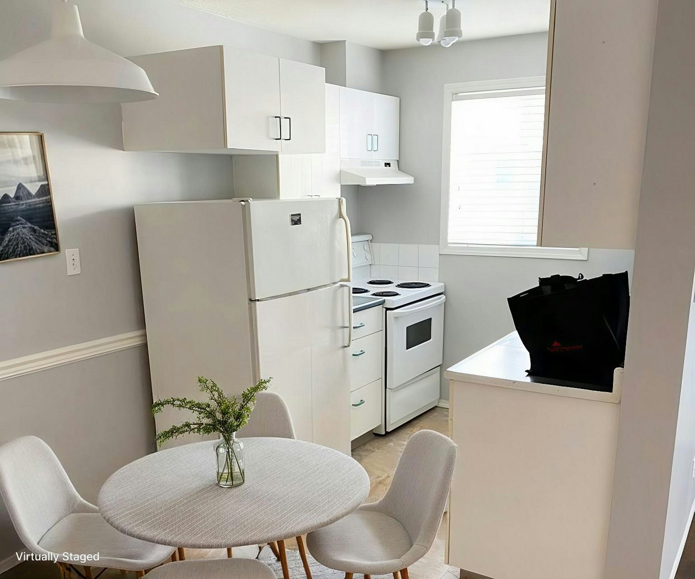 9501A Manning Avenue, Fort Mcmurray, AB, T9H 3M6 - 4