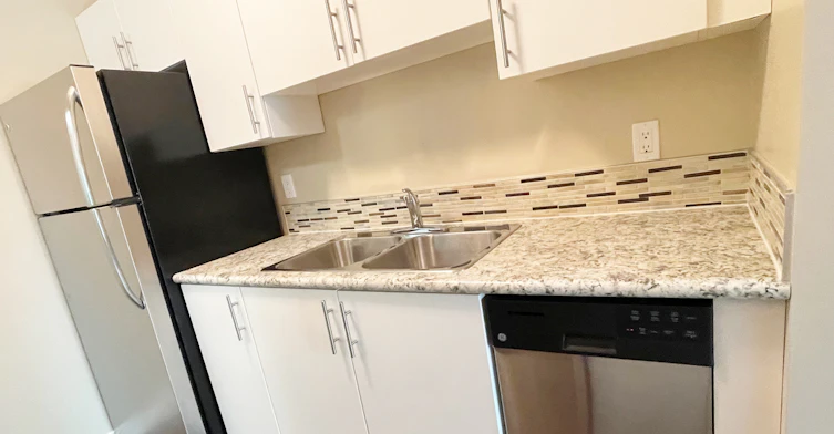 10414 Main Street, Fort Mcmurray, AB, T9H 4W4 - 11