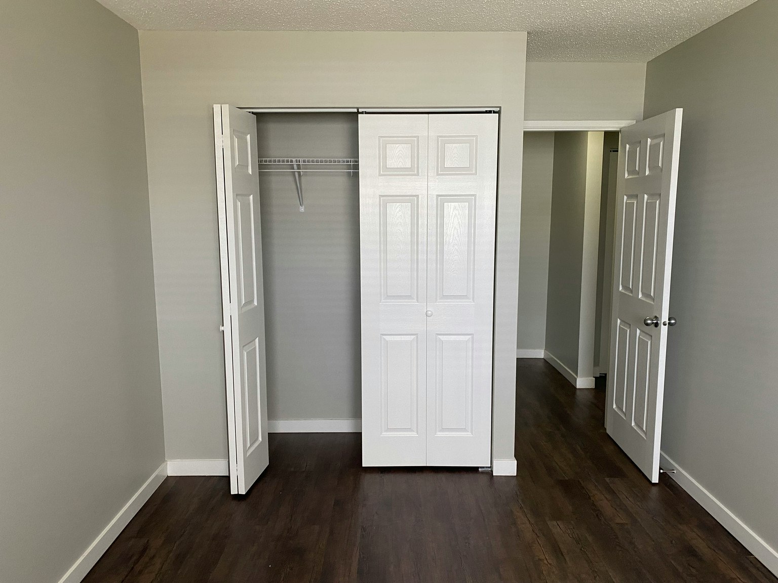 9818 94th Avenue, Grande Prairie, AB, T8V 3R6 - 15