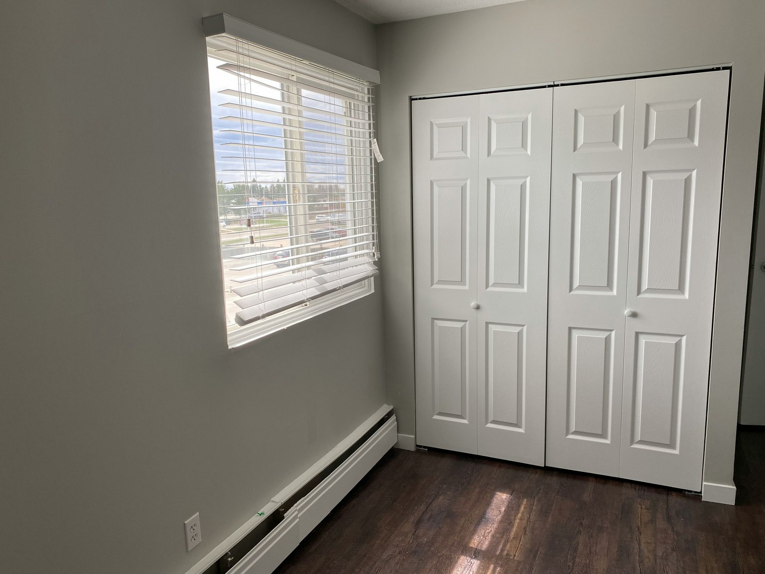 9818 94th Avenue, Grande Prairie, AB, T8V 3R6 - 14