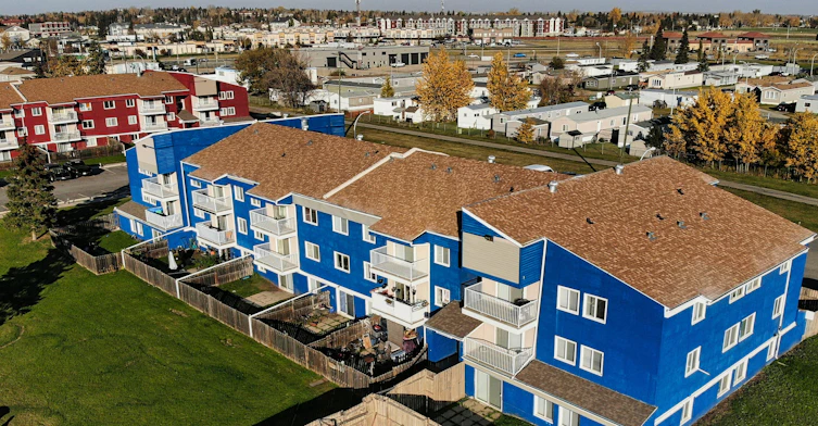 9818 94th Avenue, Grande Prairie, AB, T8V 3R6 - 2
