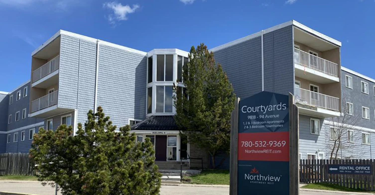 9818 94th Avenue, Grande Prairie, AB, T8V 3R6 - 5