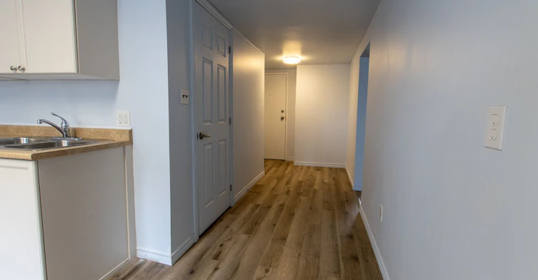 1-71 Lansdowne, Kingston, ON, K7K 4E5 - 4
