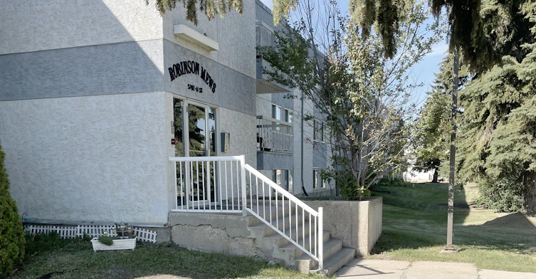5706 41st Street, Lloydminster City West, AB, T9V 1H7 - 2
