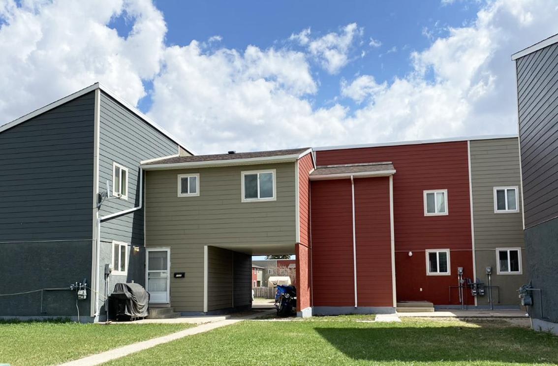 58 Ave Close, Lloydminster City West, AB, T9V 1B1 - 3