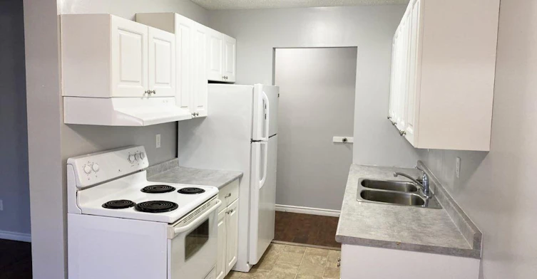 5627 51st Avenue, St. Paul Town, AB, T0A 3A1 - 3