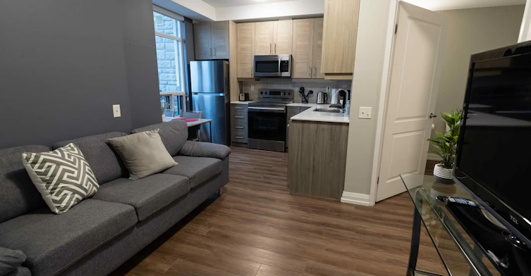 1-6289 Mcleod, Niagara Falls, ON, L2G 3E9