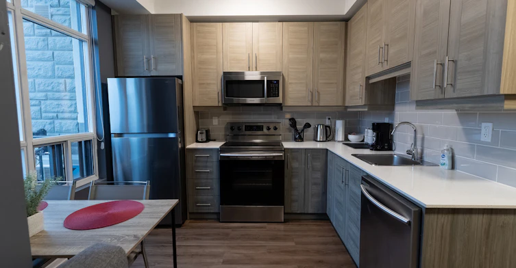 1-6289 Mcleod, Niagara Falls, ON, L2G 3E9 - 2