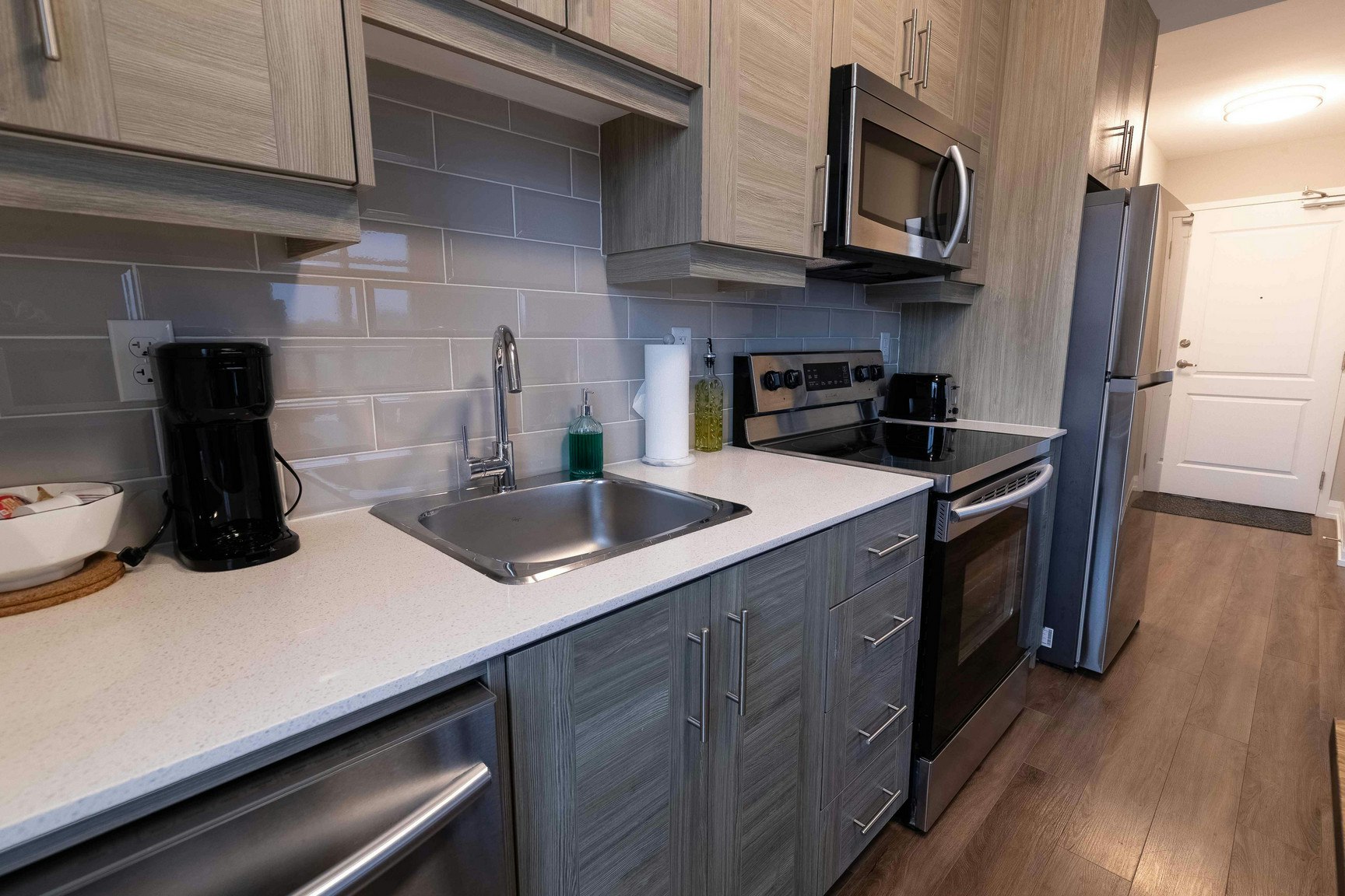 402-6289 Mcleod, Niagara Falls, ON, L2G 3E9 - 9