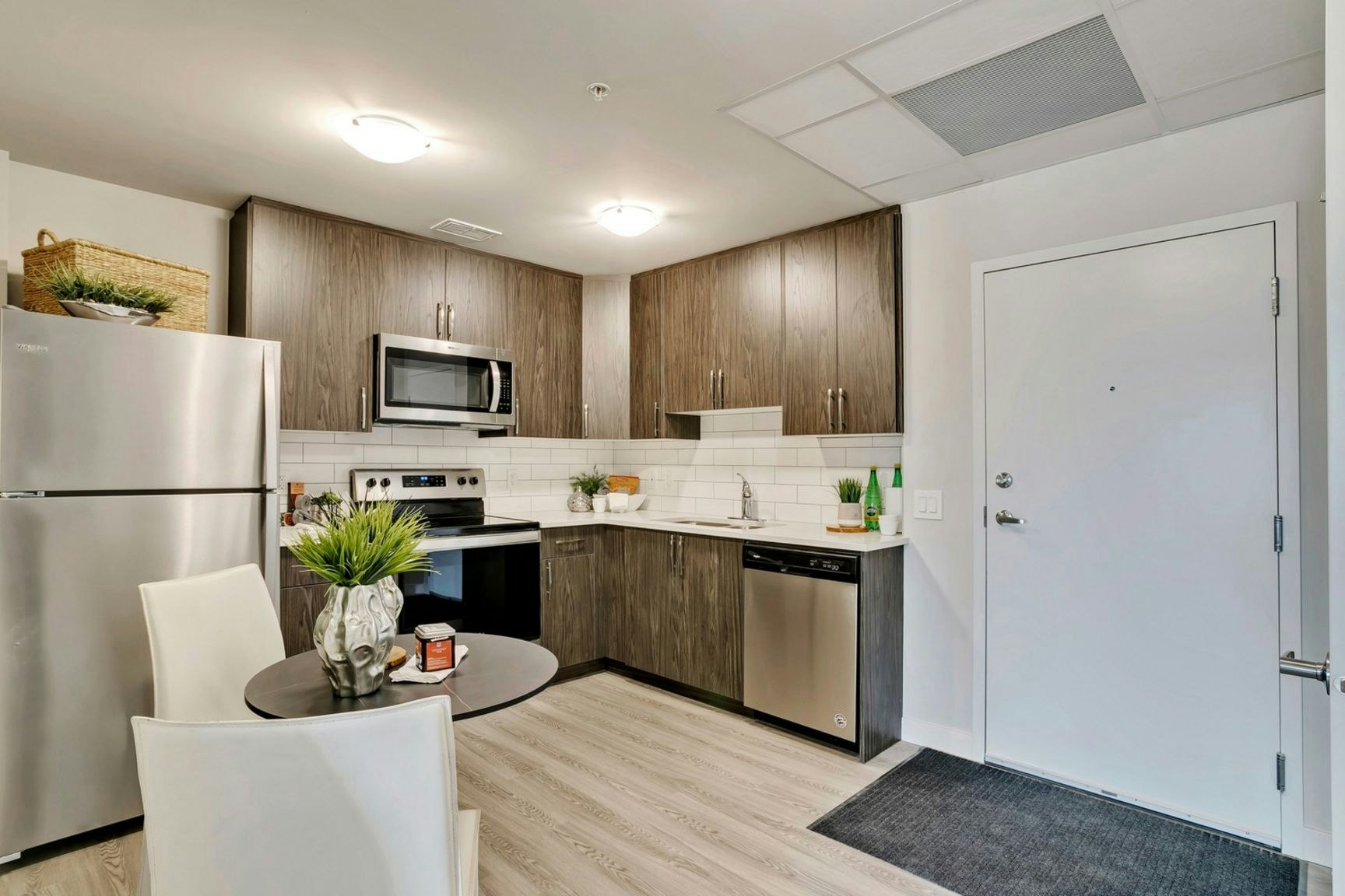 619, 606-7711 Macleod Trail SW, Calgary, AB, T2H 0K7 - 2