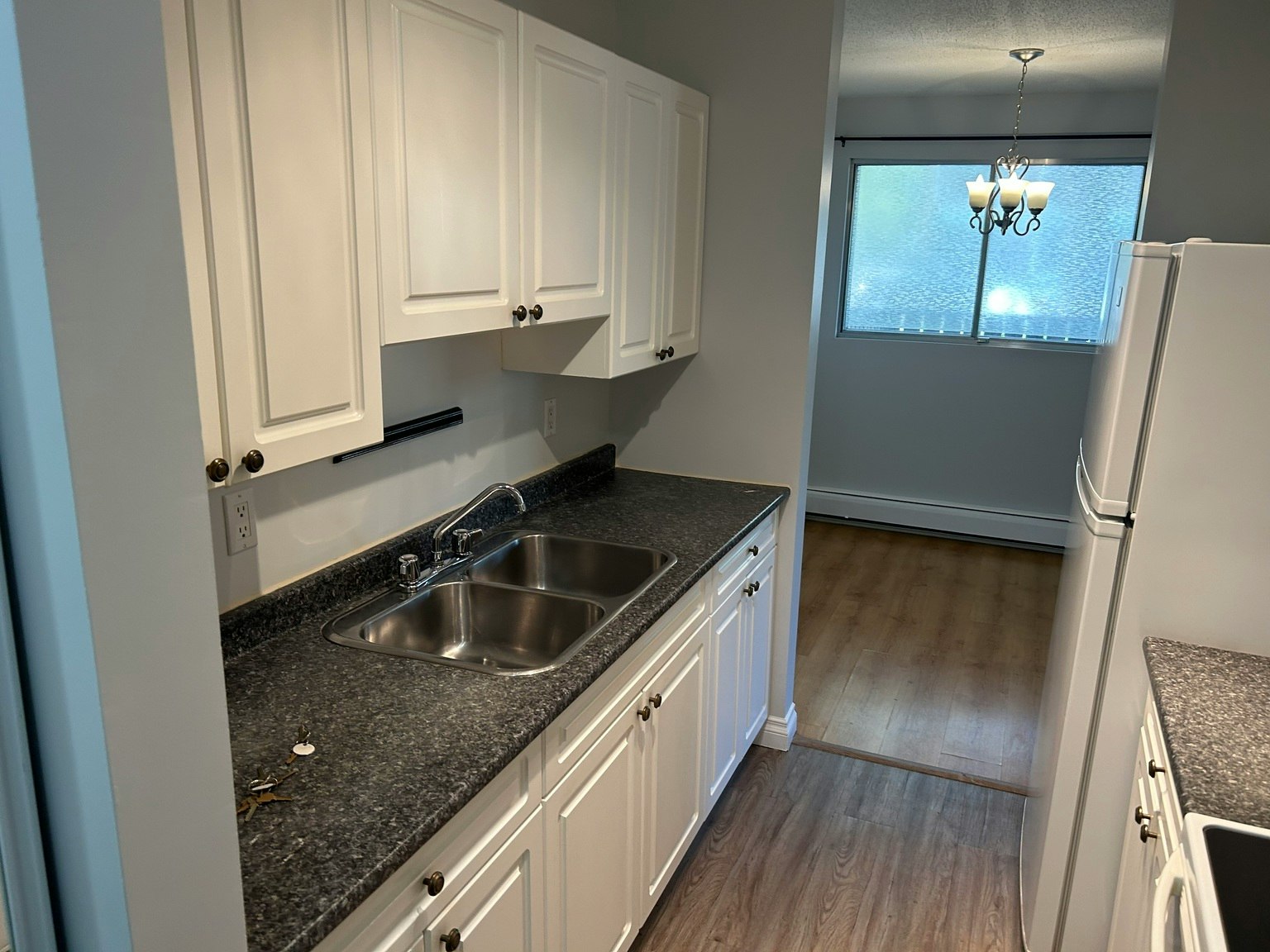 11245 109 Avenue Nw, Edmonton, AB, T5H 4B1 - 2